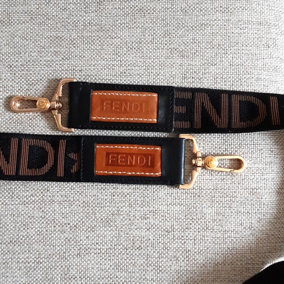 Fendi crossbody shoulder strap replacement Unisex 👫detachable and adjustable ‼️ - Picture 8 of 10